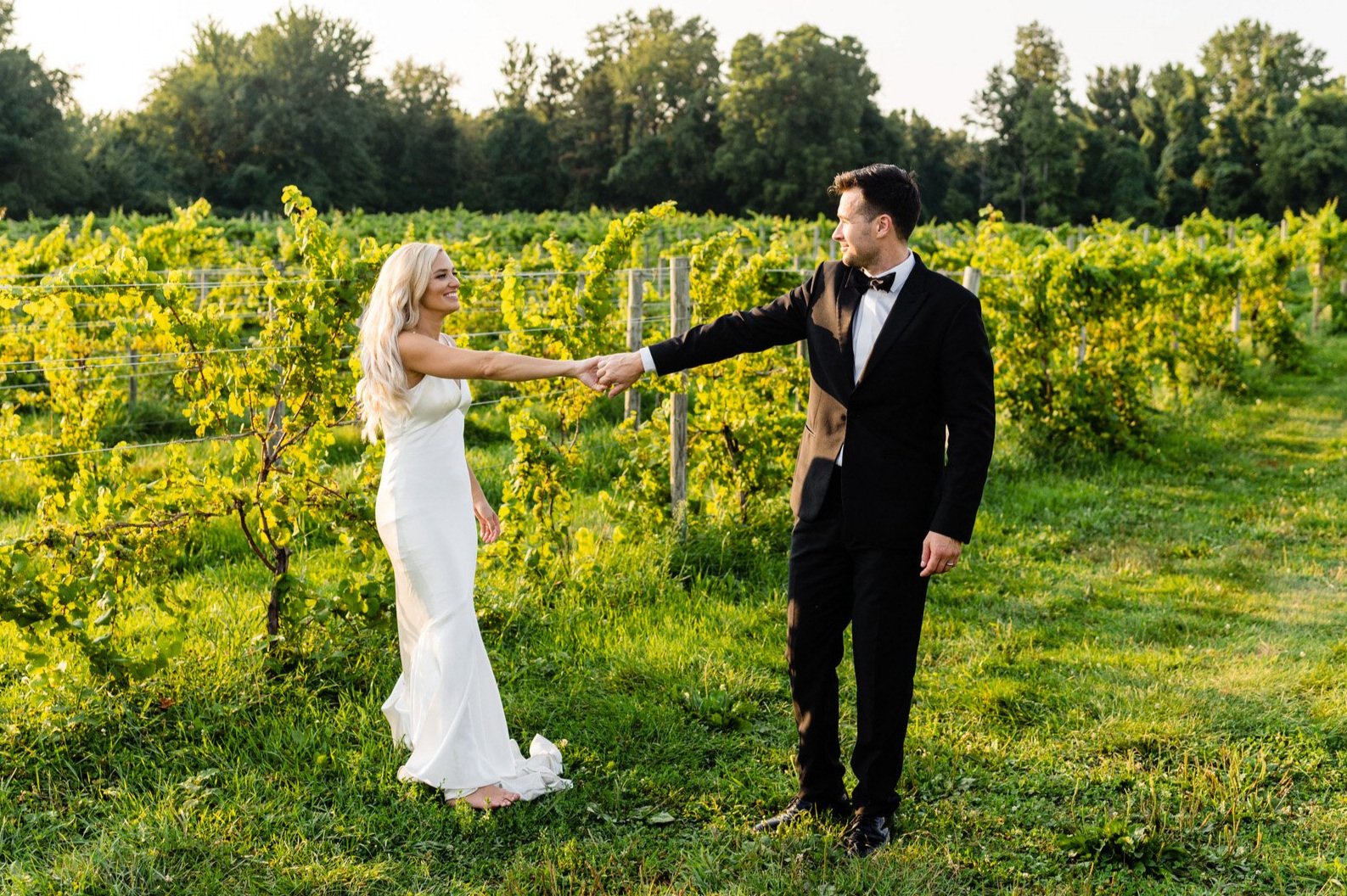 Tabor Hill Winery summer Wedding in Michigan